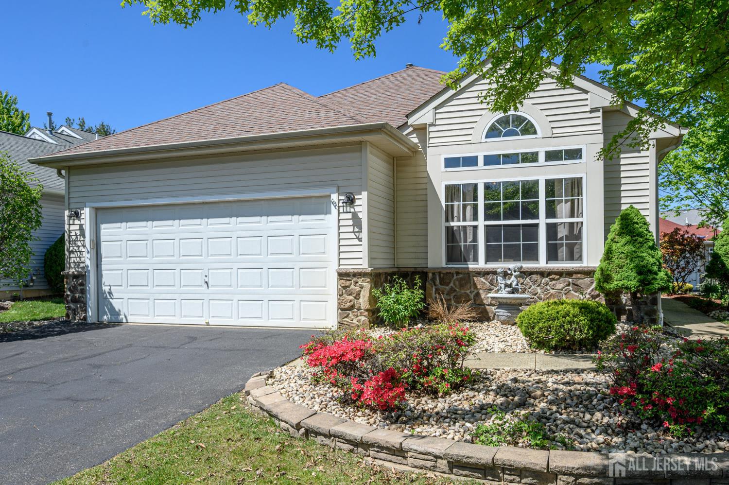 70 Vineyard Court Monroe NJ 08831