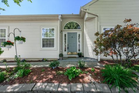70 Vineyard Court Monroe NJ 08831