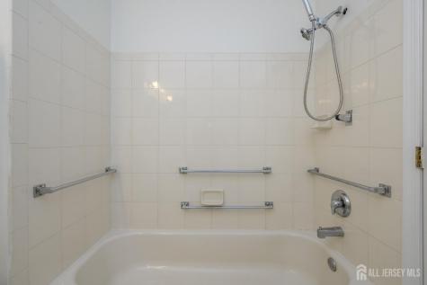 70 Vineyard Court Monroe NJ 08831