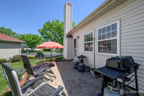 70 Vineyard Court Monroe NJ 08831