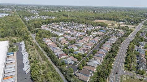 70 Vineyard Court Monroe NJ 08831
