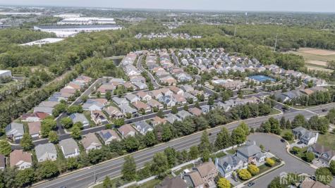70 Vineyard Court Monroe NJ 08831