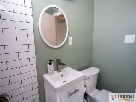917 Mountain Avenue Middlesex NJ 08846