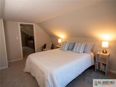 917 Mountain Avenue Middlesex NJ 08846