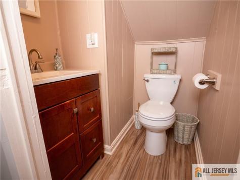 917 Mountain Avenue Middlesex NJ 08846