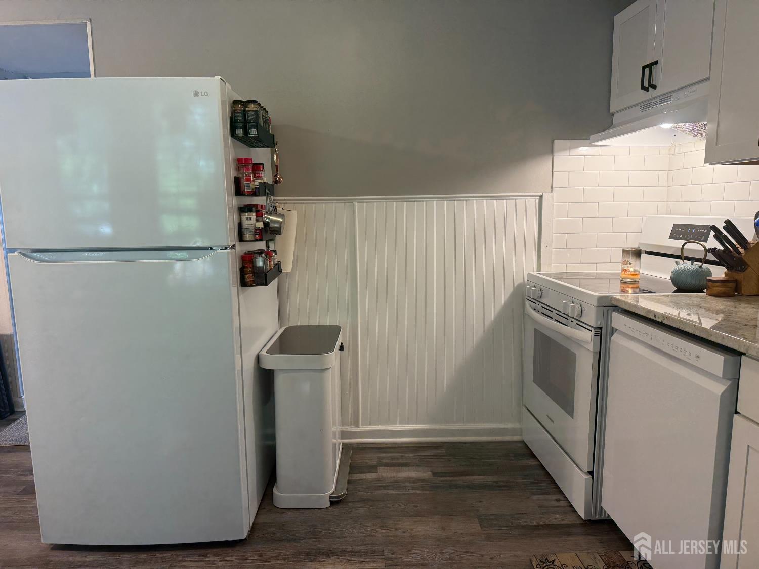 21-B Quail Run Drive Jamesburg NJ 08831