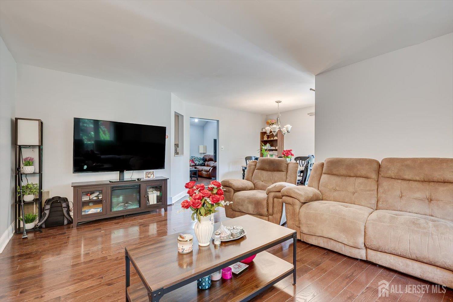 93 Riverbend Drive North Brunswick NJ 08902