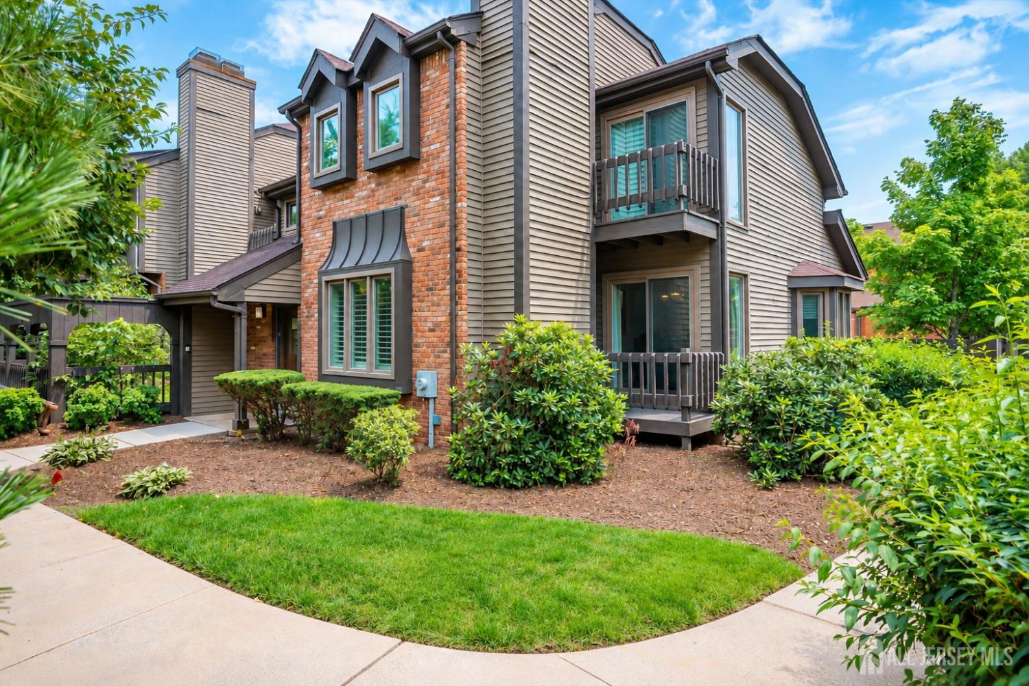 93 Riverbend Drive North Brunswick NJ 08902