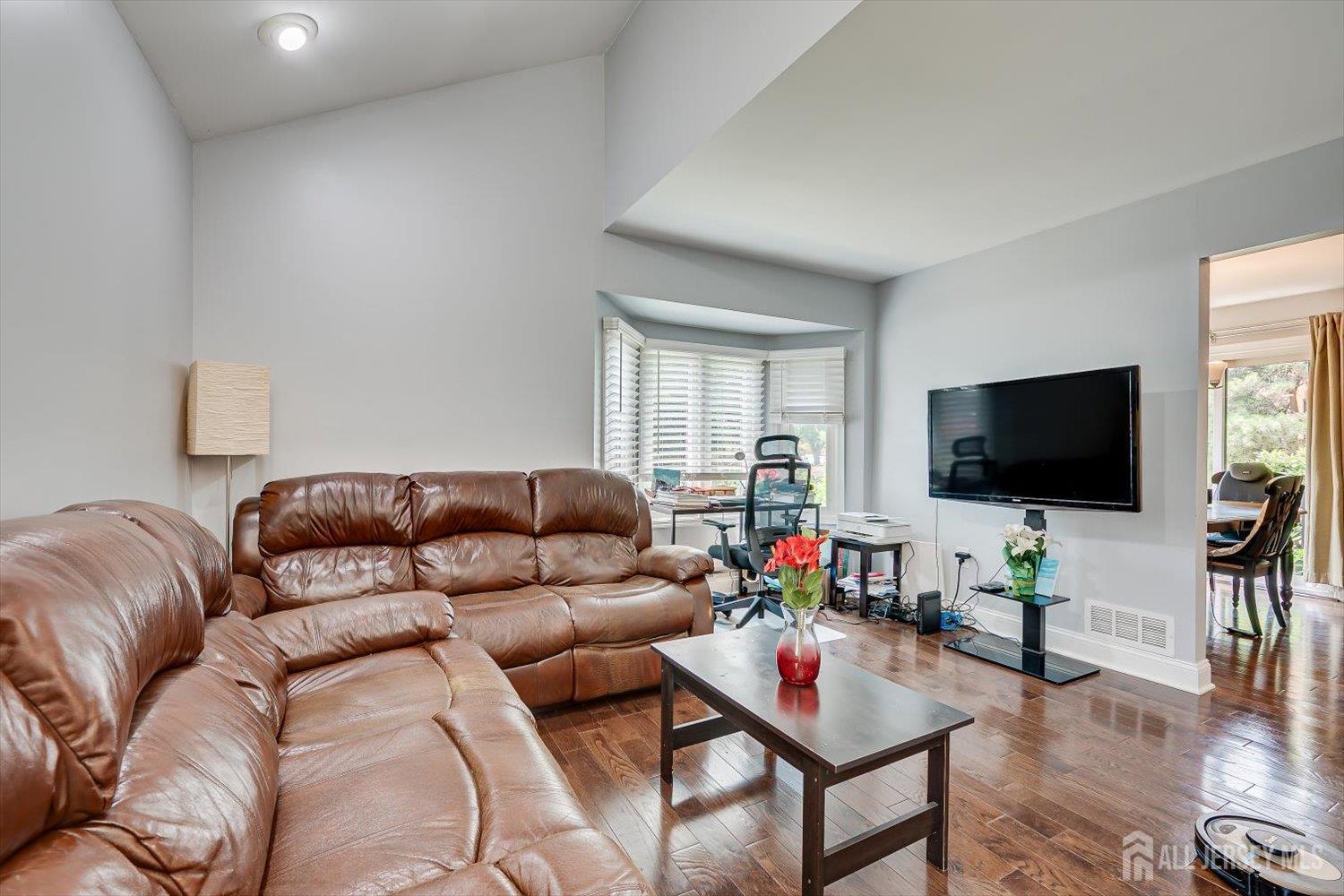93 Riverbend Drive North Brunswick NJ 08902