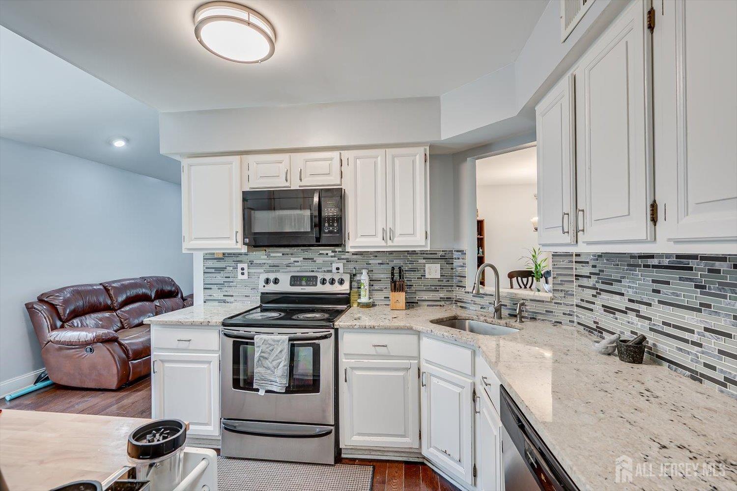 93 Riverbend Drive North Brunswick NJ 08902