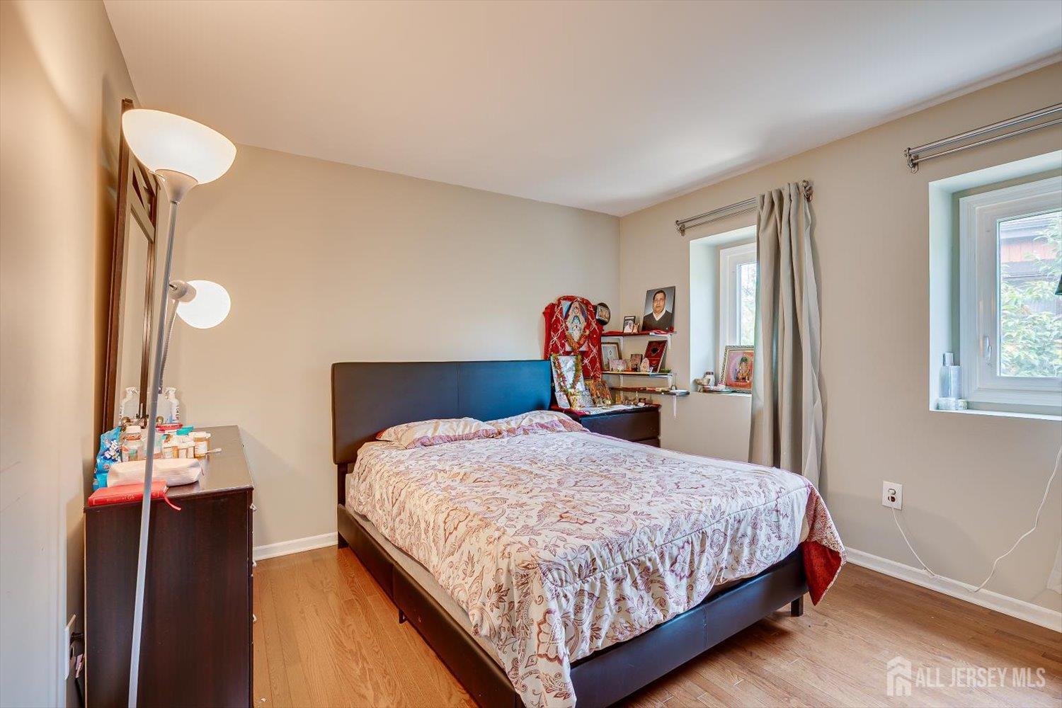 93 Riverbend Drive North Brunswick NJ 08902