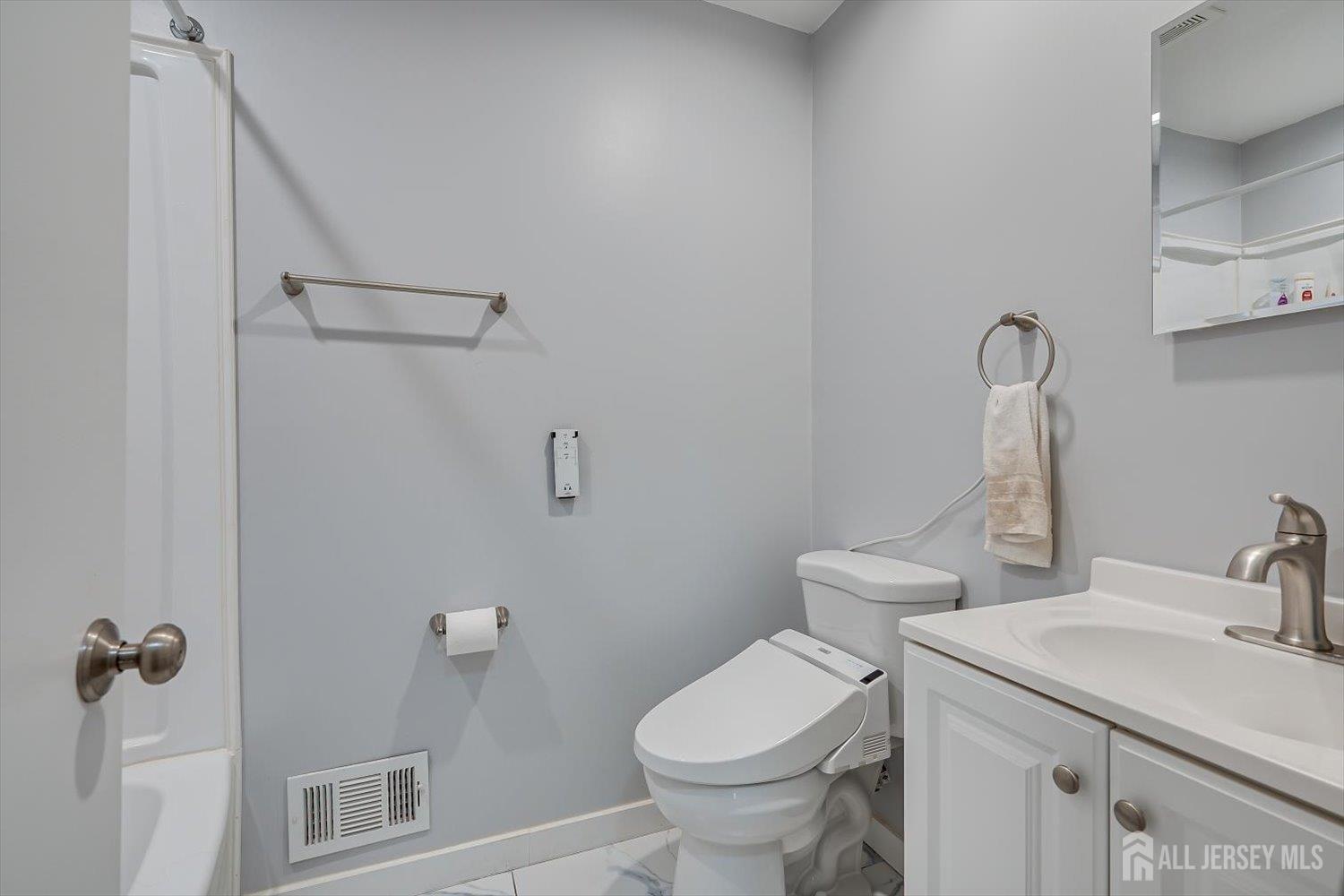 93 Riverbend Drive North Brunswick NJ 08902