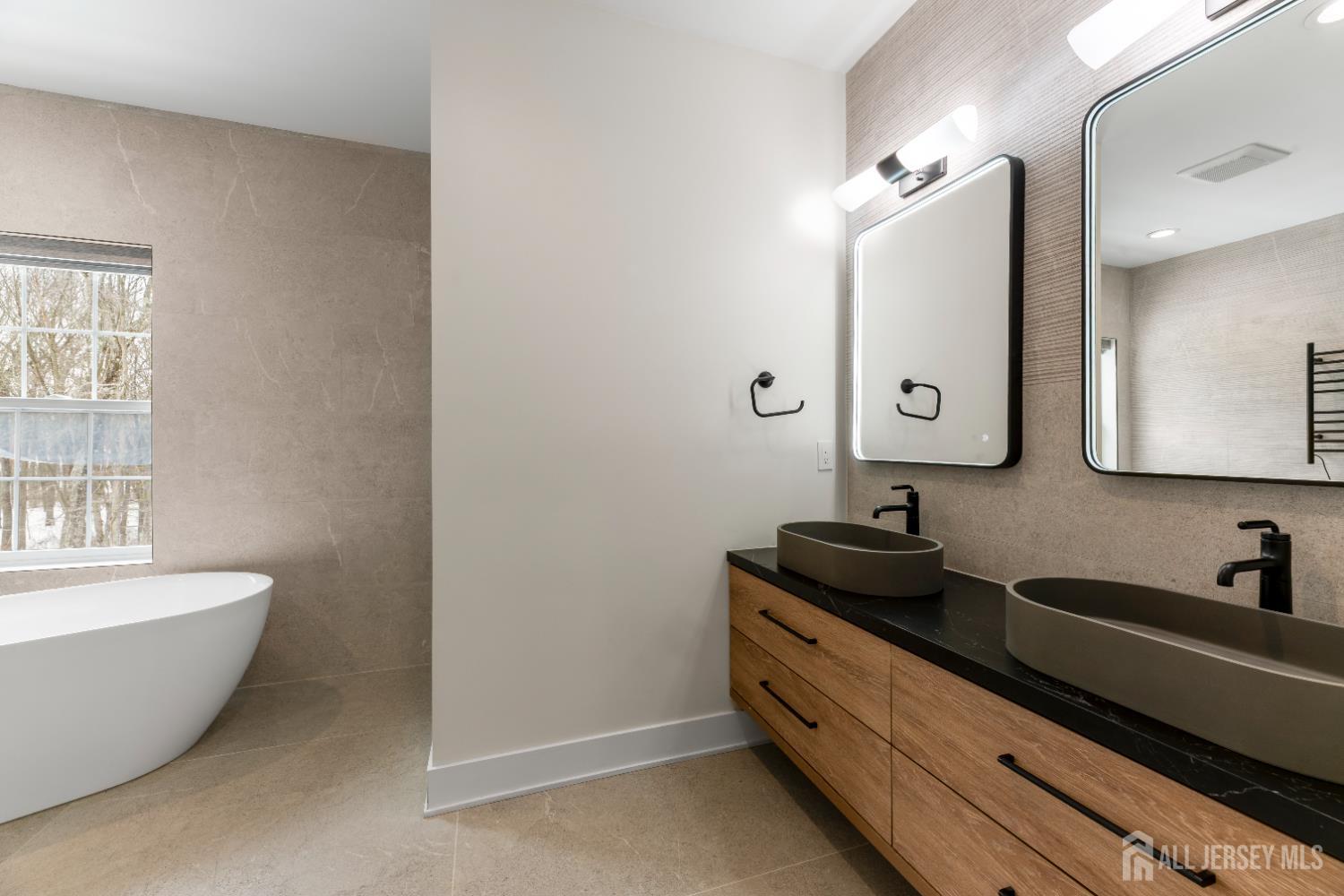 5 Winthrop Court East Brunswick NJ 08816