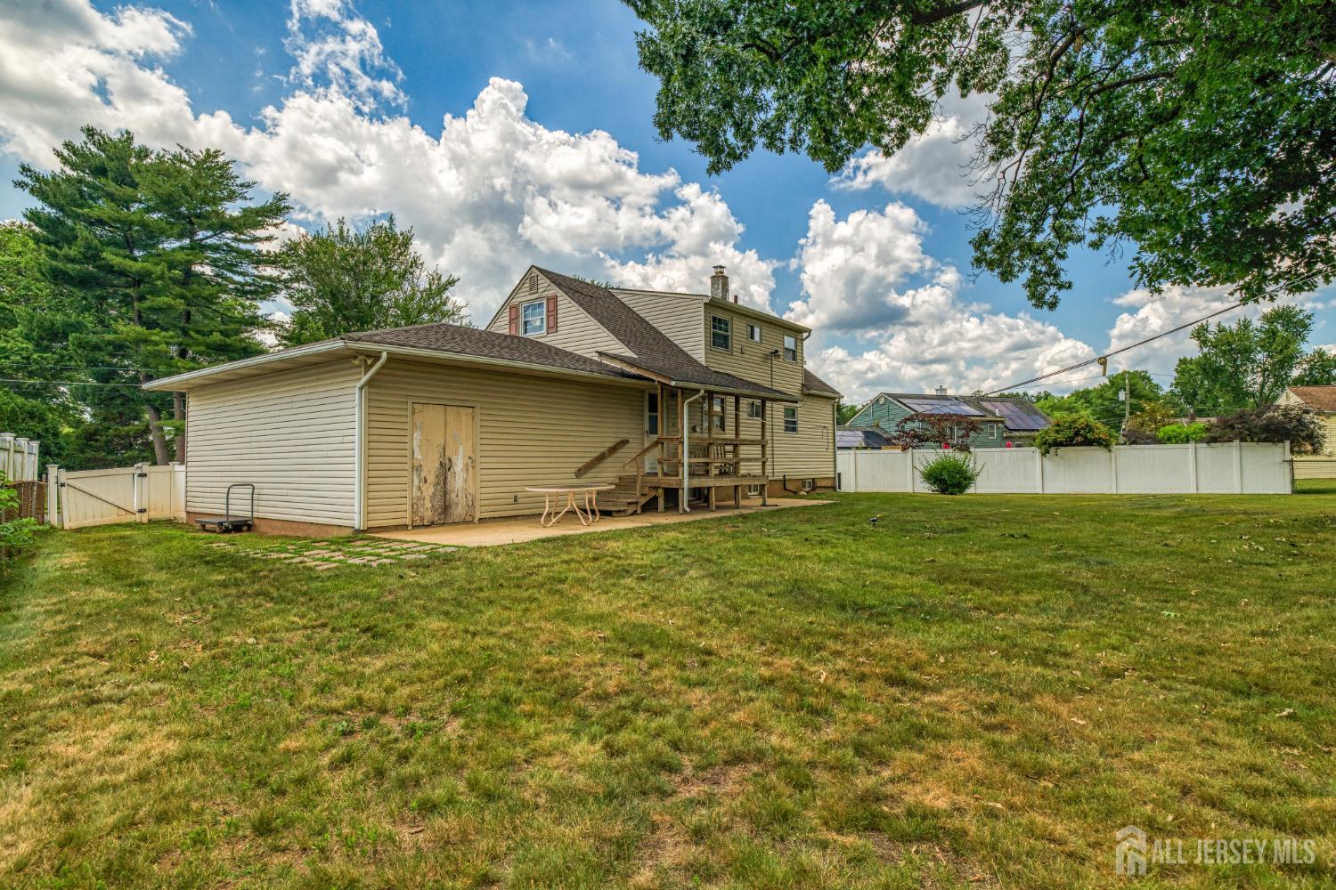 3 Darwin Road Franklin NJ 08873