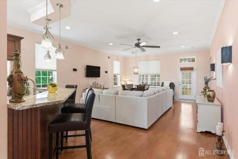 10 Iverness Court Lacey NJ 08731