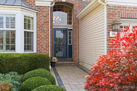 10 Iverness Court Lacey NJ 08731