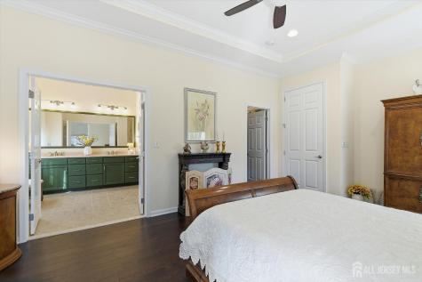 10 Iverness Court Lacey NJ 08731