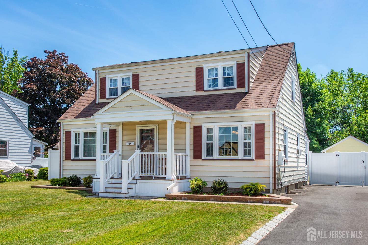 146 Giles Avenue Middlesex NJ 08846