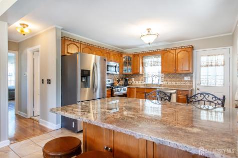 146 Giles Avenue Middlesex NJ 08846