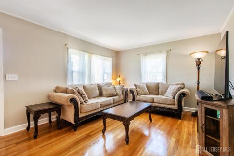 146 Giles Avenue Middlesex NJ 08846