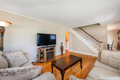 146 Giles Avenue Middlesex NJ 08846