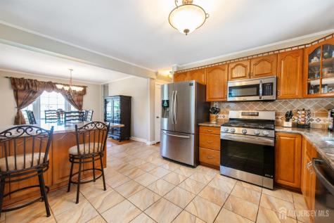 146 Giles Avenue Middlesex NJ 08846