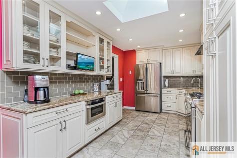 1087 Kearney Drive North Brunswick NJ 08902