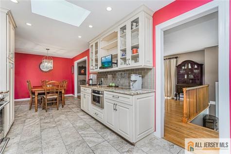 1087 Kearney Drive North Brunswick NJ 08902
