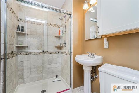1087 Kearney Drive North Brunswick NJ 08902