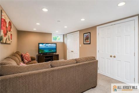 1087 Kearney Drive North Brunswick NJ 08902