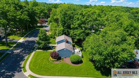 1087 Kearney Drive North Brunswick NJ 08902