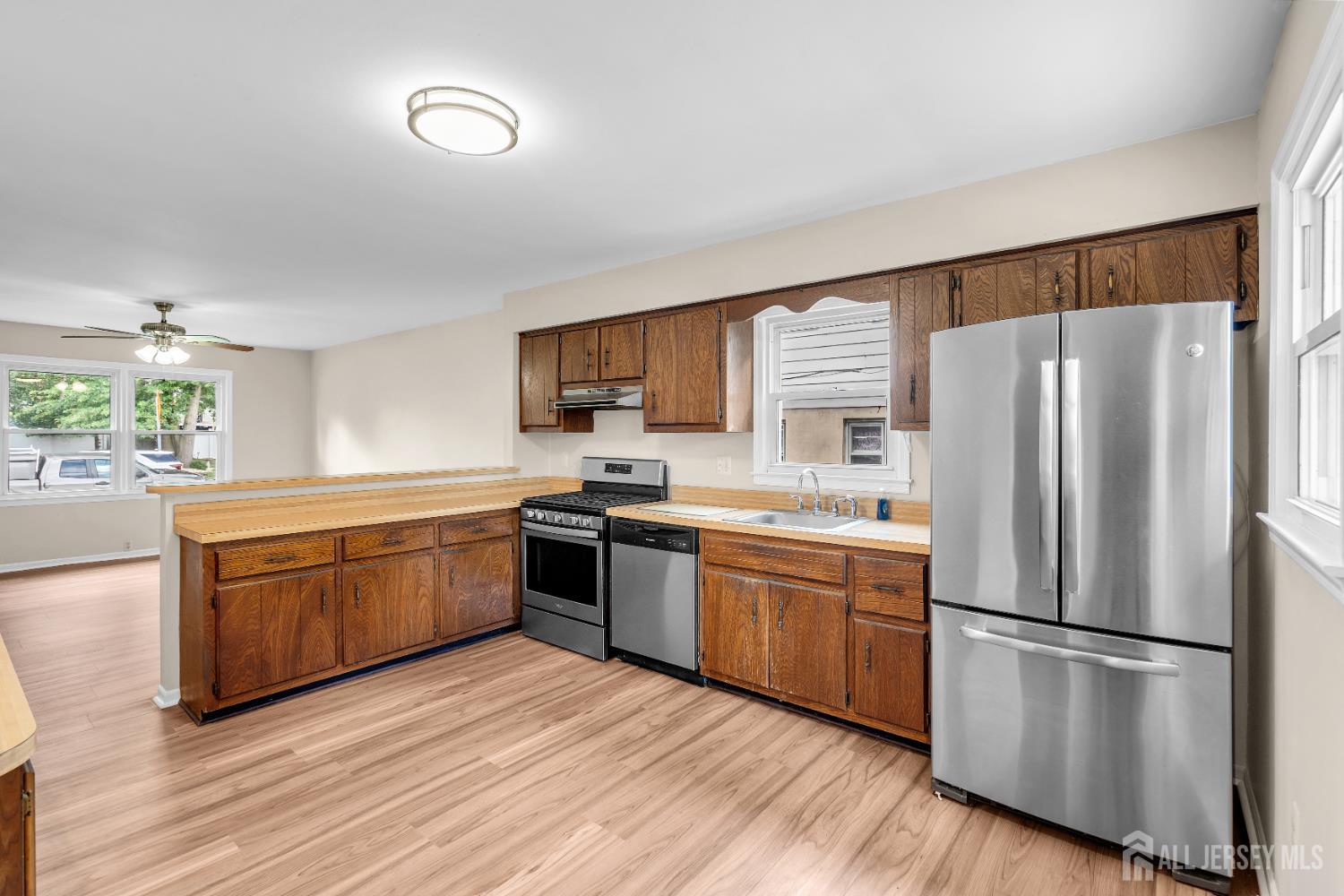14 Dayton Avenue Middlesex NJ 08846