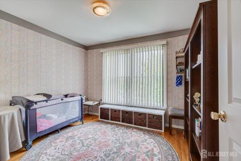 15 Alexander Court South River NJ 08882