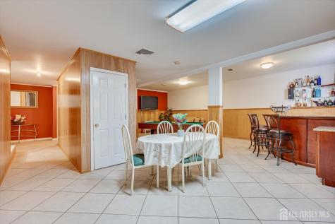 15 Alexander Court South River NJ 08882