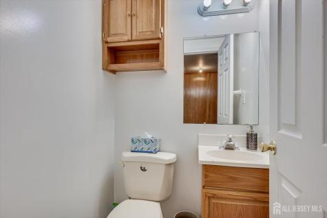 15 Alexander Court South River NJ 08882