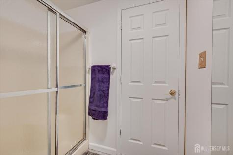 15 Alexander Court South River NJ 08882