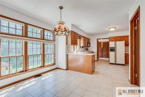 194 Plainfield Road Edison NJ 08820