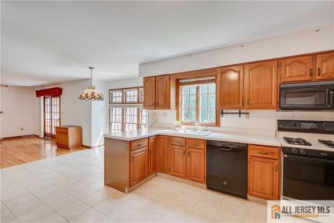 194 Plainfield Road Edison NJ 08820