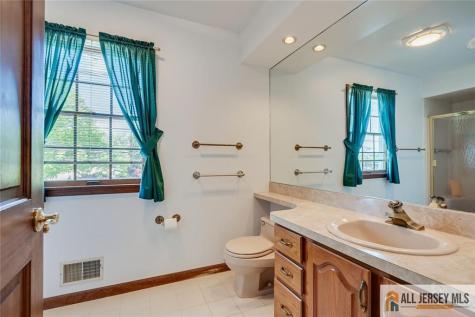 194 Plainfield Road Edison NJ 08820