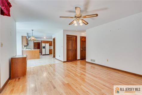 194 Plainfield Road Edison NJ 08820