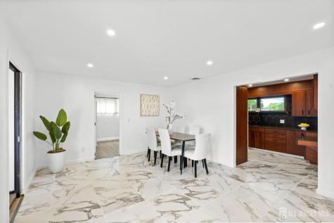 24 Cambridge Road South Brunswick NJ 08824