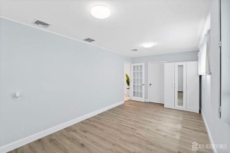 24 Cambridge Road South Brunswick NJ 08824