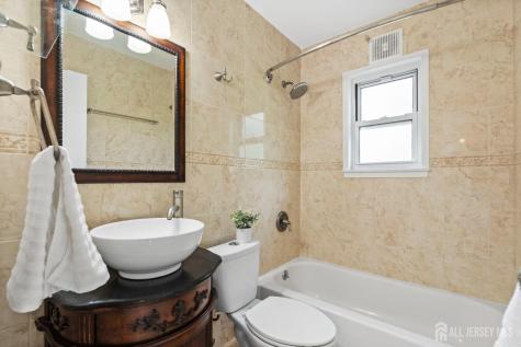 24 Cambridge Road South Brunswick NJ 08824