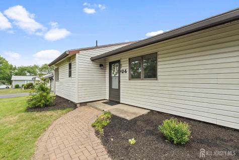24 Cambridge Road South Brunswick NJ 08824