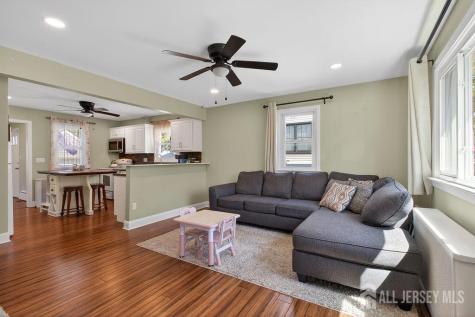 49 S 2nd Street S Fords NJ 08863
