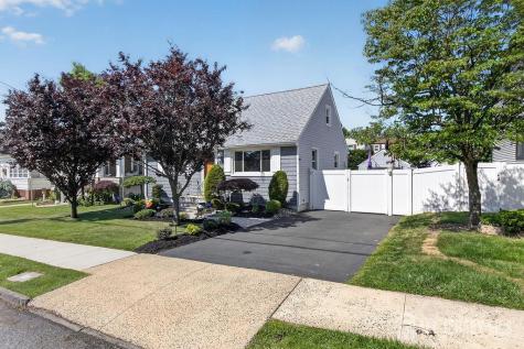 49 S 2nd Street S Fords NJ 08863