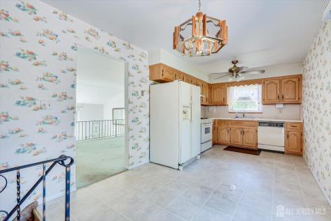 9 Annette Drive Edison NJ 08820