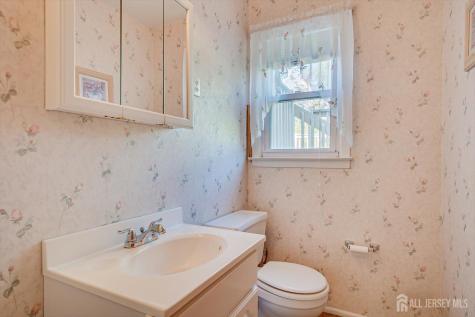 9 Annette Drive Edison NJ 08820