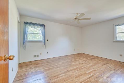 9 Annette Drive Edison NJ 08820