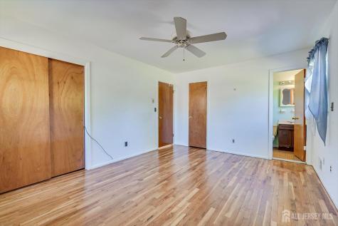 9 Annette Drive Edison NJ 08820